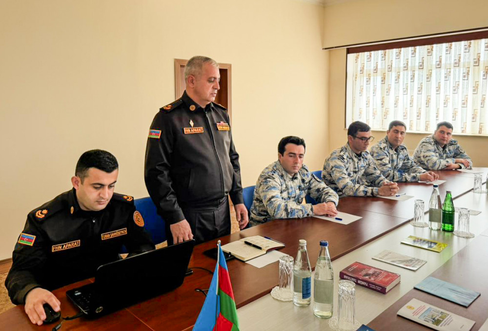 “Şahtaxtı” gömrük postunda fövqəladə hallar zamanı davranış və təxliyə qaydaları ilə bağlı təlim keçirilib<font color=red> - FOTOLAR</font>