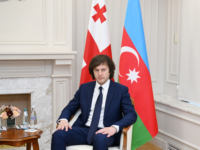 Prezident İlham Əliyevin Gürcüstanın Baş naziri İrakli Kobaxidze ilə təkbətək görüşü olub<font color=red> - FOTOLAR</font>
