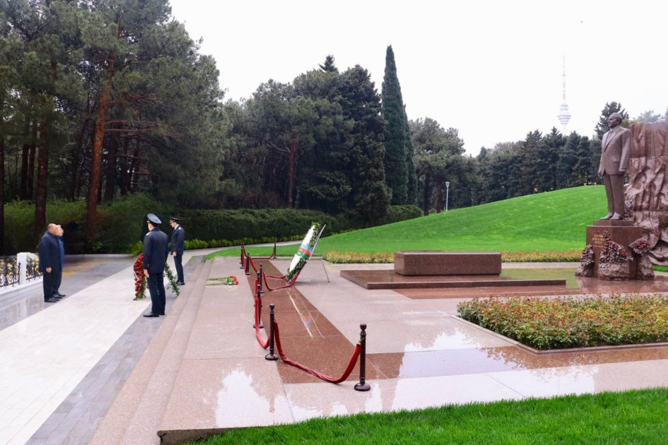 Türkiyənin Baş prokuroru Bakıdadır<font color=red> - FOTOLAR</font>