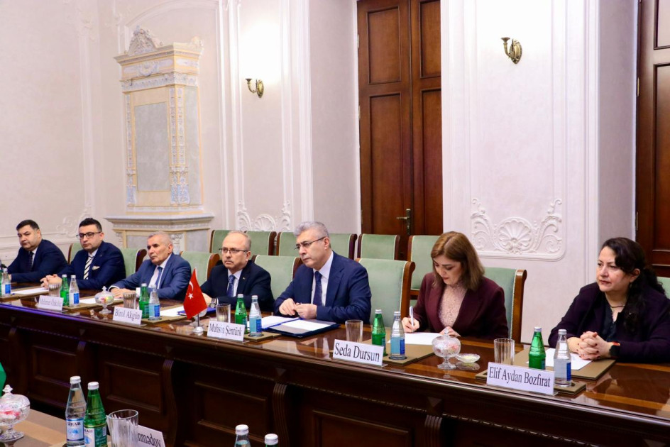 Türkiyənin Baş prokuroru Bakıdadır<font color=red> - FOTOLAR</font>