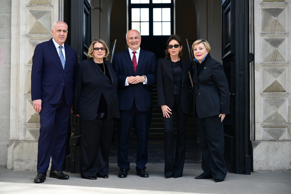 Azərbaycanın birinci xanımı Mehriban Əliyeva Tbilisidə Gürcüstan Milli Muzeyində olub<font color=red> - FOTOLAR</font>