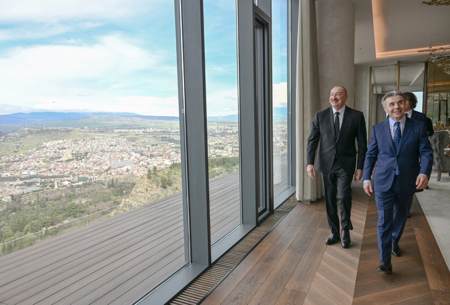 Azərbaycan Respublikasının Prezidentinin şərəfinə lanç<font color=red> - FOTOLAR</font>