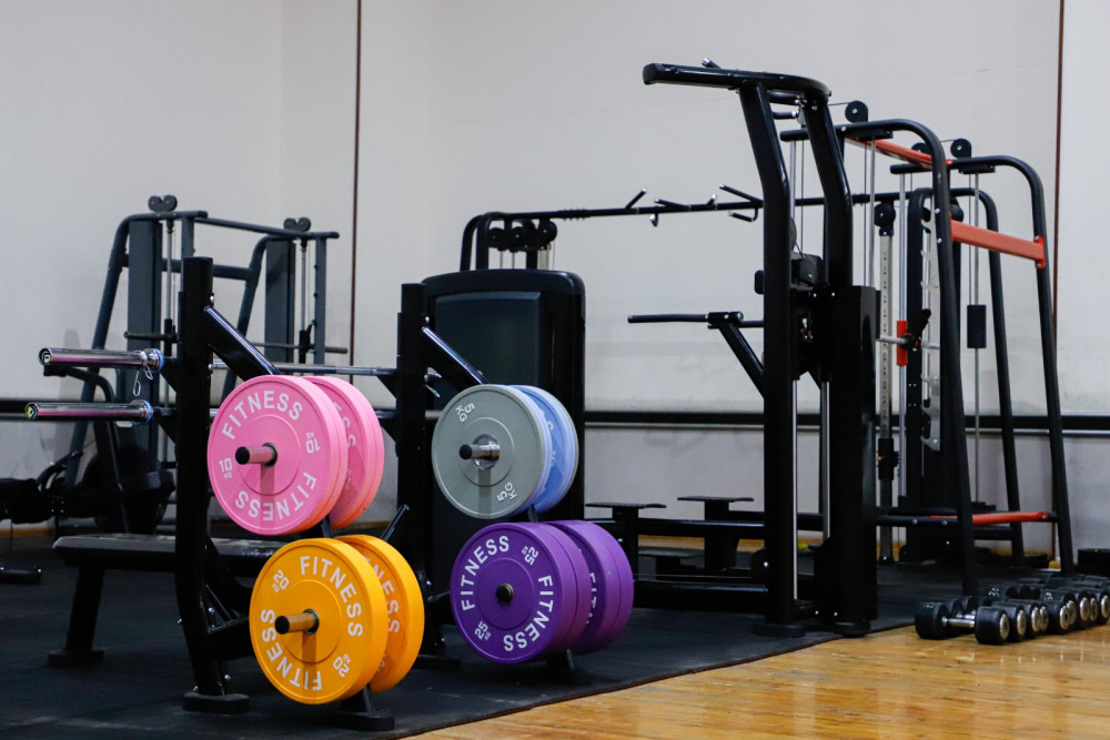 Naxçıvan Olimpiya İdman Kompleksində yeni trenajor alətləri quraşdırılıb<font color=red> - FOTOLAR</font>