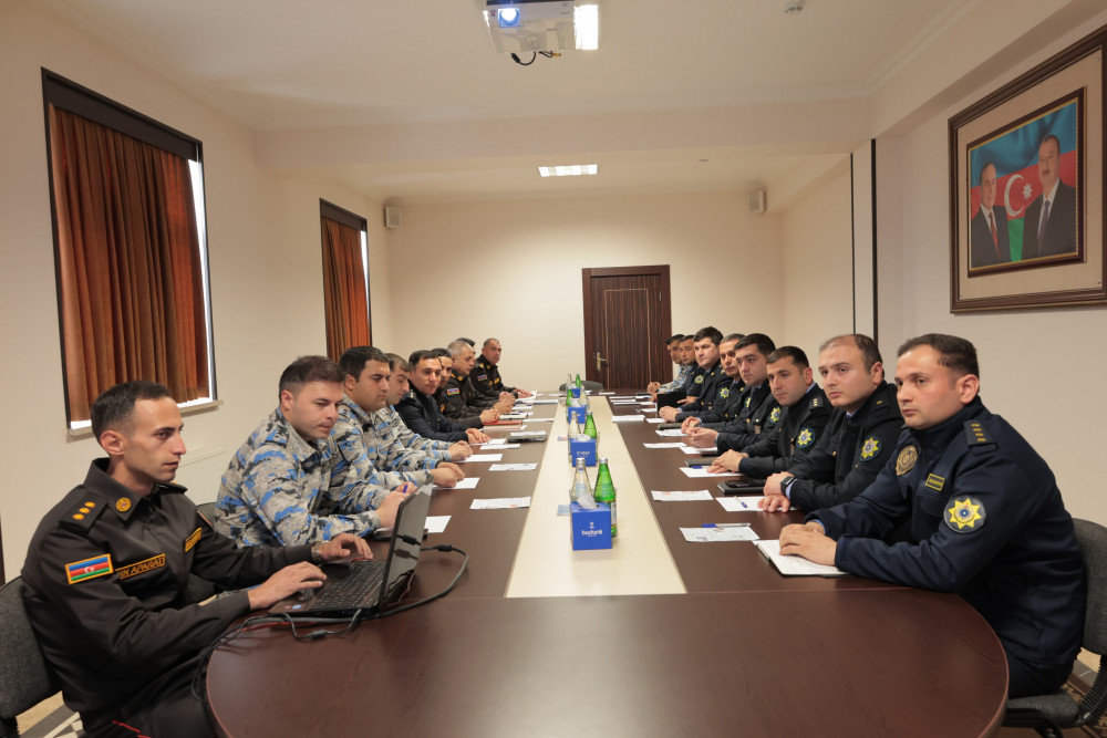 Naxçıvan Baş Gömrük İdarəsinin Rəsmiləşdirmə Mərkəzində fövqəladə hallarla bağlı seminar və təlim keçirilib<font color=red> - FOTOLAR</font>