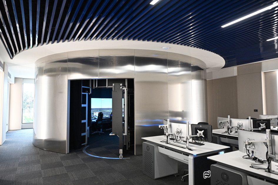 Prezident İlham Əliyev Milli Aviasiya Akademiyasında Beynəlxalq Təlim Mərkəzinin açılışında iştirak edib<font color=red> - FOTOLAR</font>