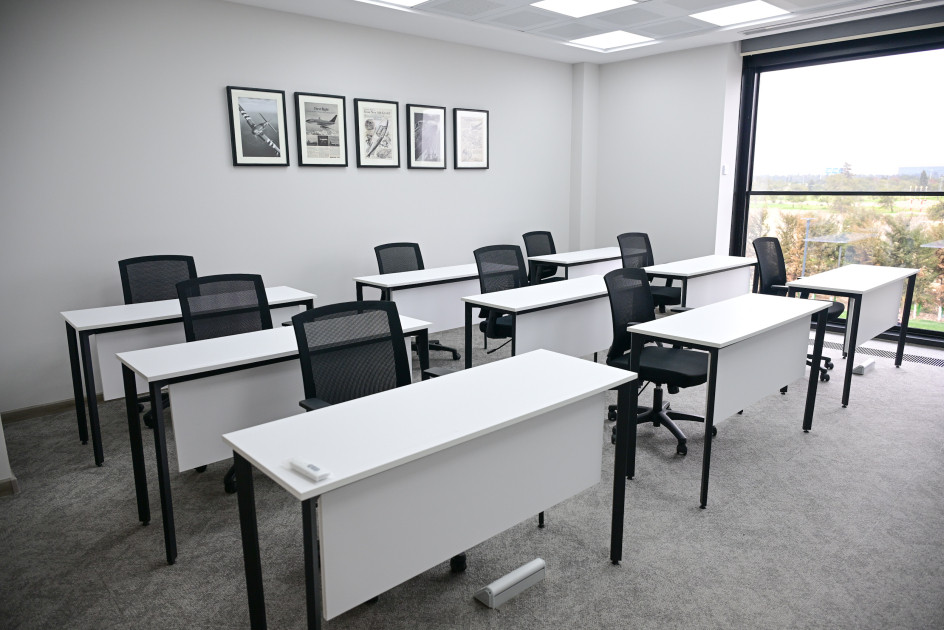 Prezident İlham Əliyev Milli Aviasiya Akademiyasında Beynəlxalq Təlim Mərkəzinin açılışında iştirak edib<font color=red> - FOTOLAR</font>