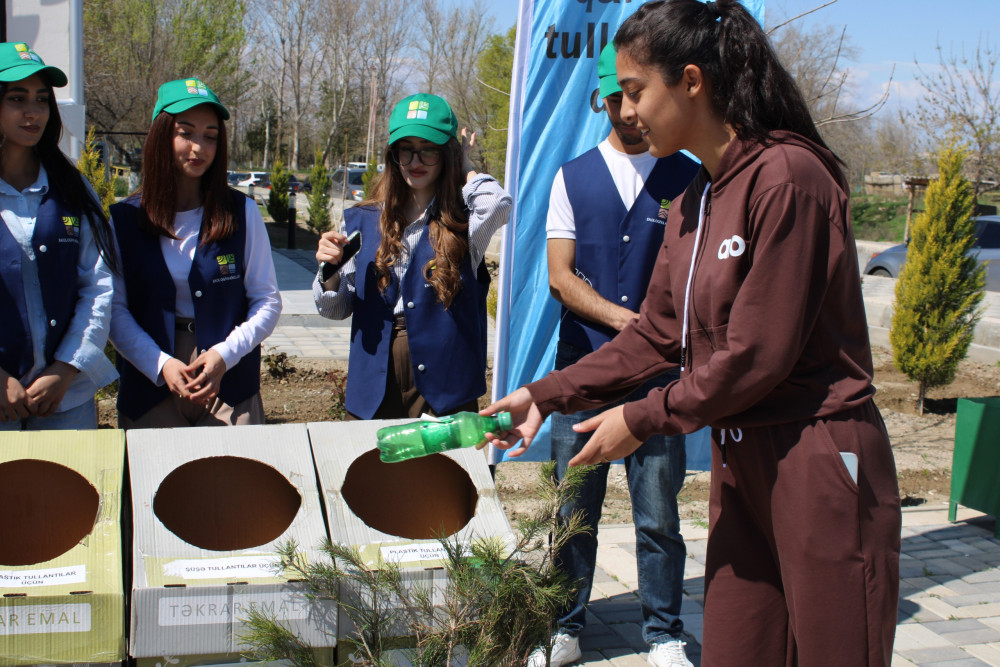 Babək rayonunda “Tullantıları tinglərə dəyiş” aksiyası keçirilib<font color=red> - FOTOLAR</font>