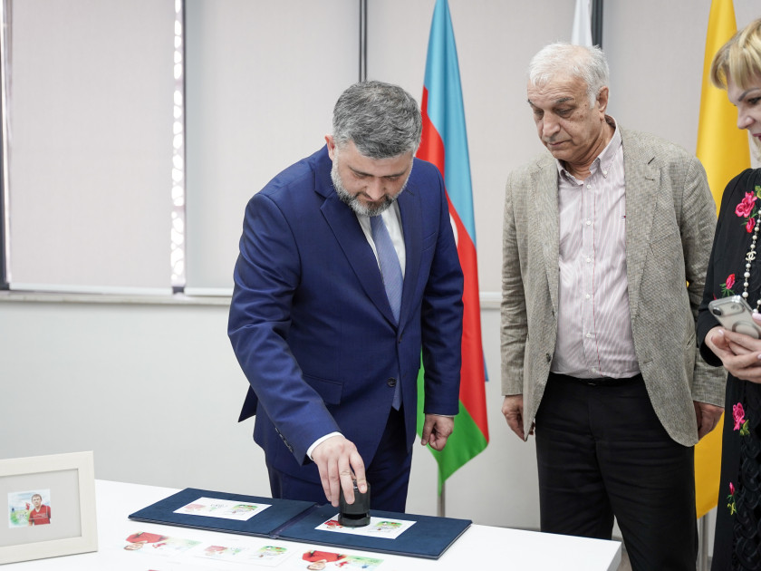 Anatoli Banişevskinin yubiley poçt markaları dövriyyəyə buraxılıb<font color=red> - FOTOLAR</font>