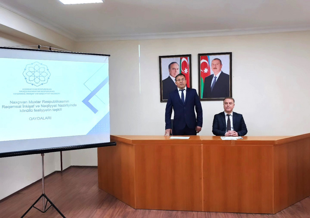 Naxçıvanda rəqəmsal könüllülərlə görüş keçirilib<font color=red> - FOTOLAR</font>