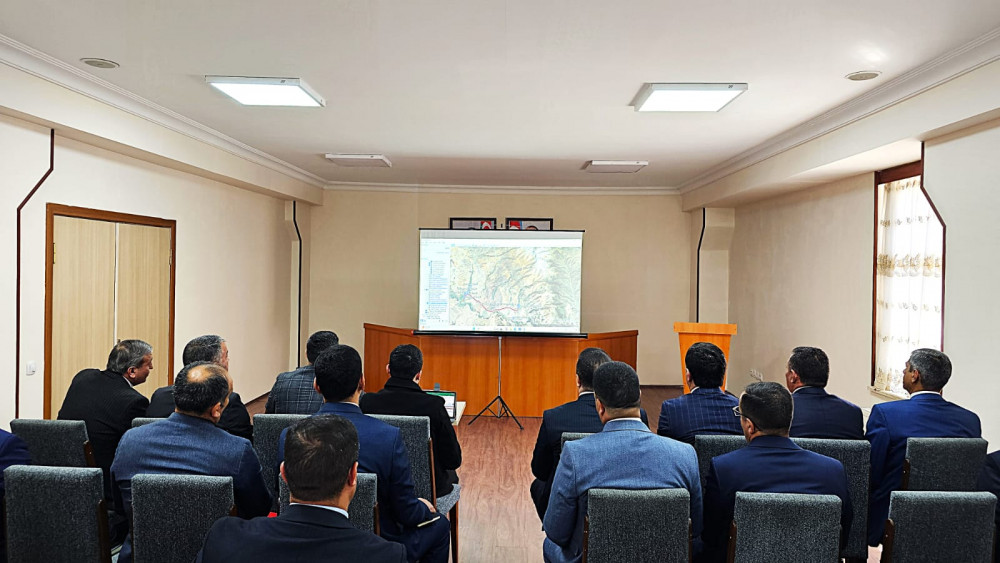 Naxçıvanda marşrut xətlərinin yenilənməsi müzakirə olunub<font color=red> - FOTOLAR</font>