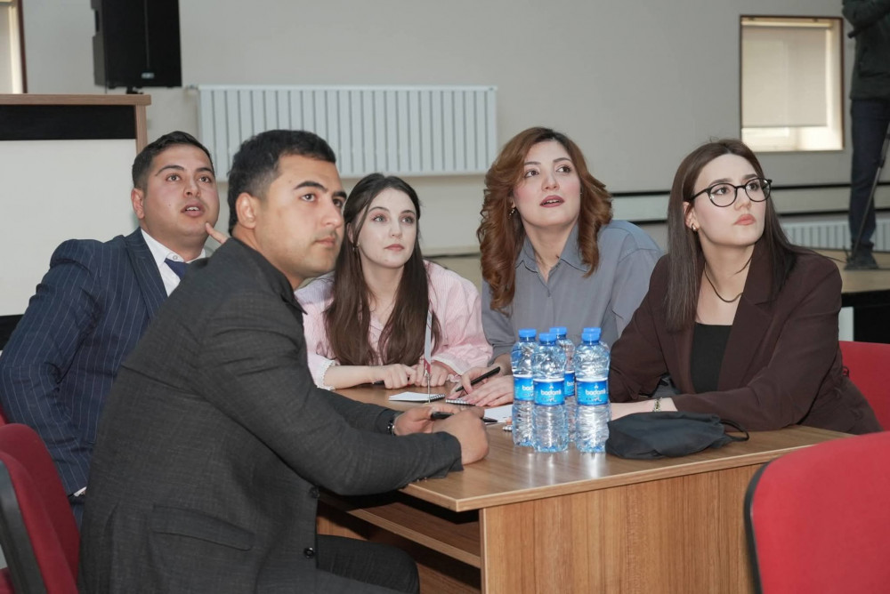 Naxçıvanda Ümummilli Lider Heydər Əliyevin xatirəsinə həsr olunmuş gənc əməkdaşlar arasında qurumlararası II “GİNius”  intellektual yarışının növbəti mərhələsi keçirilib<font color=red> - FOTOLAR</font>