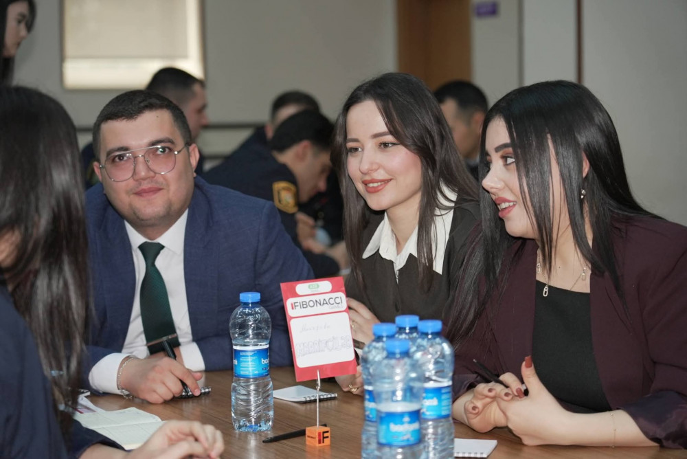 Naxçıvanda Ümummilli Lider Heydər Əliyevin xatirəsinə həsr olunmuş gənc əməkdaşlar arasında qurumlararası II “GİNius”  intellektual yarışının növbəti mərhələsi keçirilib<font color=red> - FOTOLAR</font>