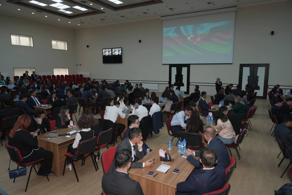 Naxçıvanda Ümummilli Lider Heydər Əliyevin xatirəsinə həsr olunmuş gənc əməkdaşlar arasında qurumlararası II “GİNius”  intellektual yarışının növbəti mərhələsi keçirilib<font color=red> - FOTOLAR</font>