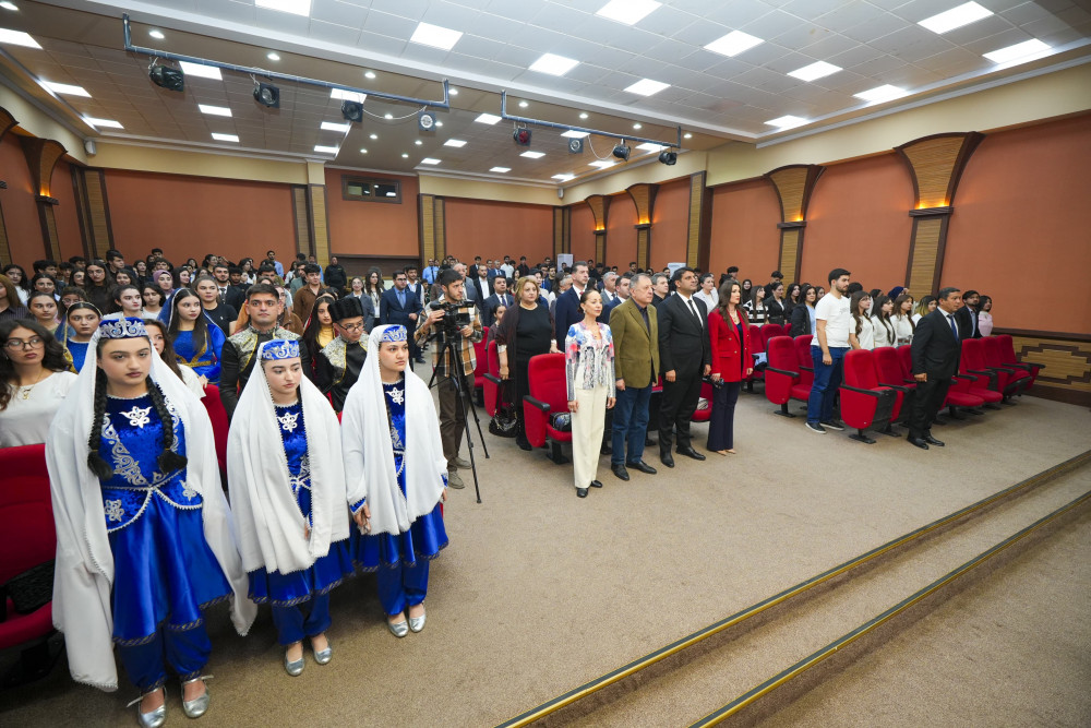 NDU-da Ümummilli Lider Heydər Əliyevin anadan olmasının 103 illiyinə həsr olunmuş bədii yaradıcılıq müsabiqə-festivalı keçirilib<font color=red> - FOTOLAR</font>