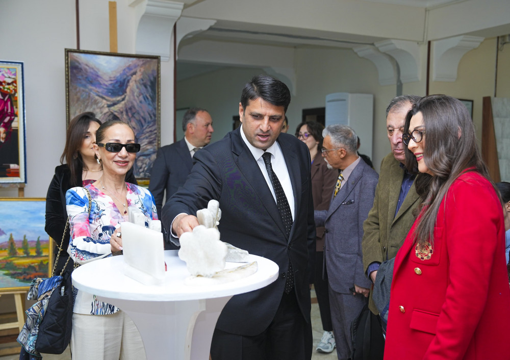 NDU-da Ümummilli Lider Heydər Əliyevin anadan olmasının 103 illiyinə həsr olunmuş bədii yaradıcılıq müsabiqə-festivalı keçirilib<font color=red> - FOTOLAR</font>