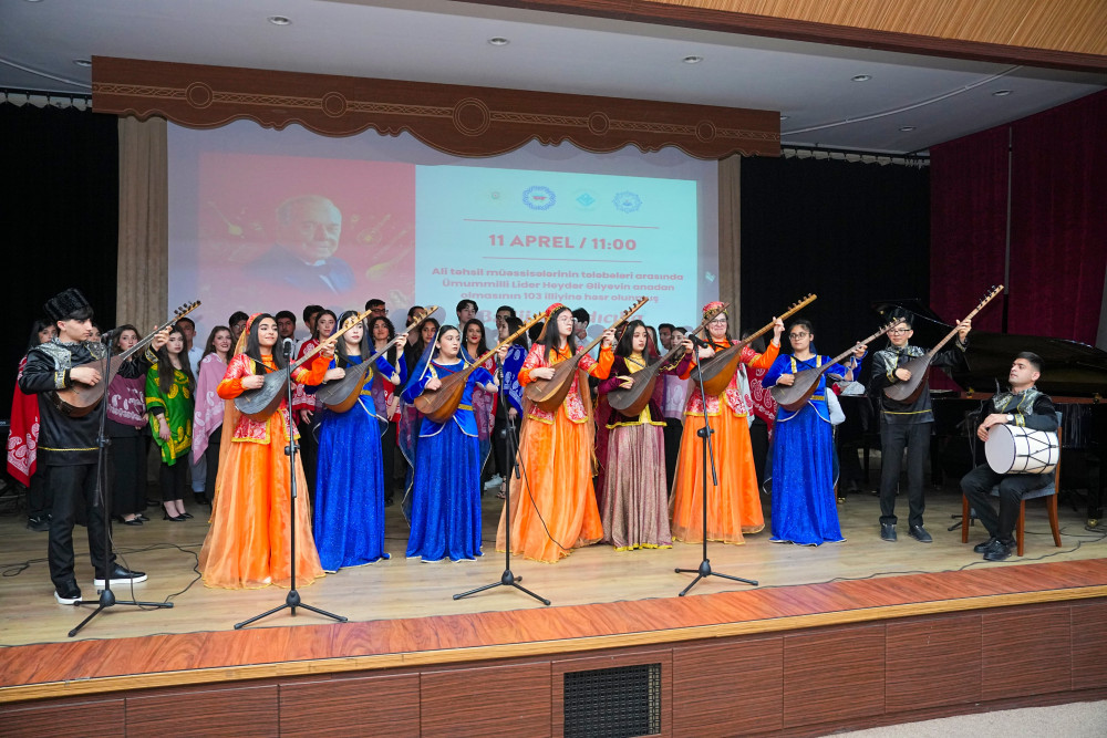 NDU-da Ümummilli Lider Heydər Əliyevin anadan olmasının 103 illiyinə həsr olunmuş bədii yaradıcılıq müsabiqə-festivalı keçirilib<font color=red> - FOTOLAR</font>