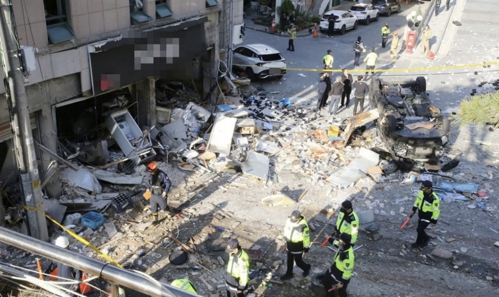 Cənubi Koreyada restoranda baş verən partlayışda 15 nəfər xəsarət alıb<font color=red> - FOTOLAR</font>