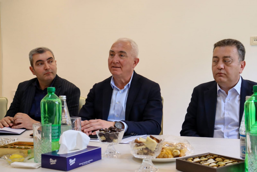 Laçının “Bəylik Bağları”nda ağacəkmə aksiyası<font color=red> - FOTOLAR</font>