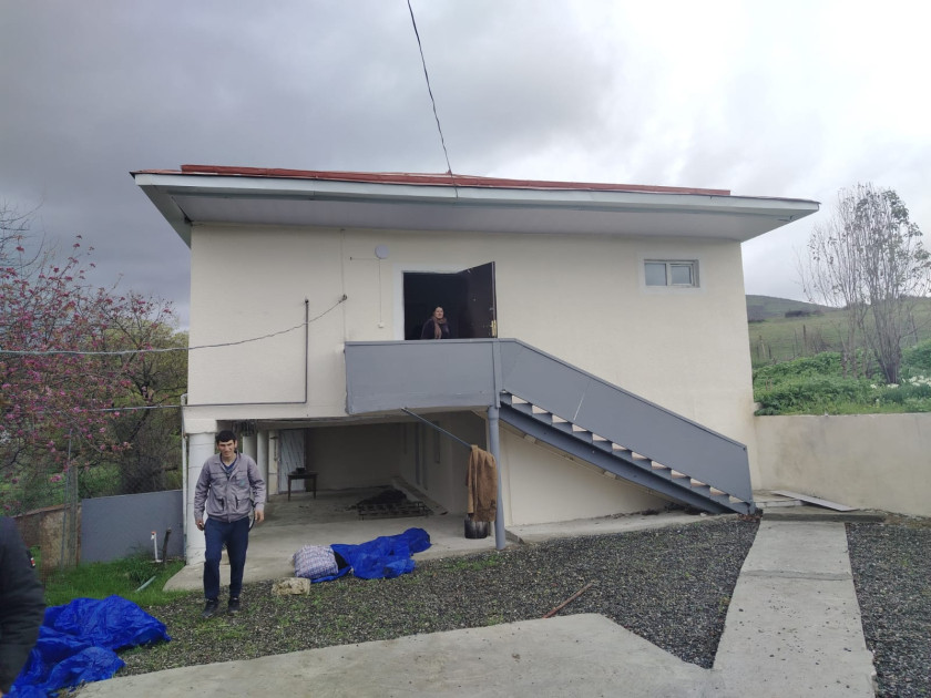 Ağdərənin Aşağı Oratağ kəndinə növbəti köç olub<font color=red> - FOTOLAR</font>