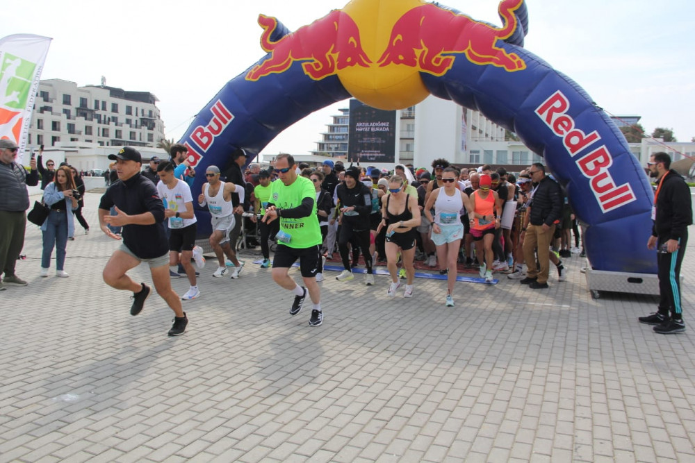 Əmrah Nağıyev “Sea Breeze” qaçışında ikinci olub<font color=red> - FOTOLAR</font>