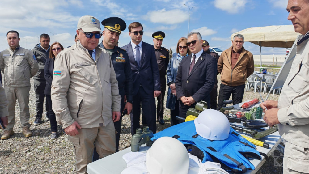 Minalardan və partlamamış hərbi sursatlardan təmizləmə üzrə İşçi qrupunun üzvlərinin Ağdama səfəri başlayıb<font color=red> - FOTOLAR</font>