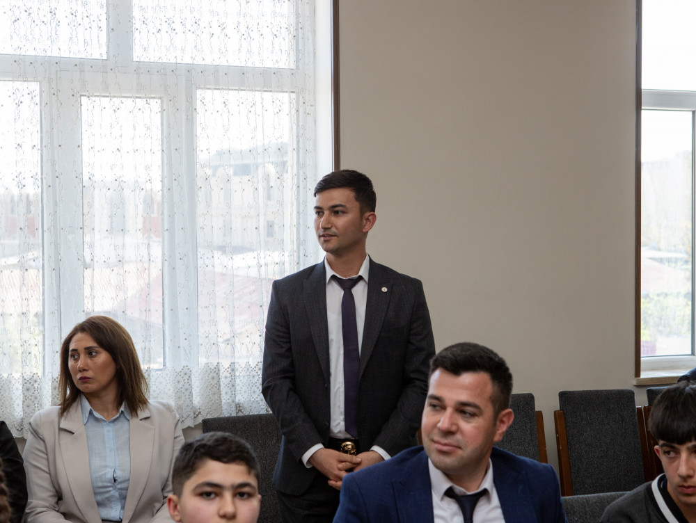 Respublika Fənn Olimpiadalarının final mərhələsinə vəsiqə qazanan şagirdlərlə görüş keçirilib<font color=red> - FOTOLAR</font>