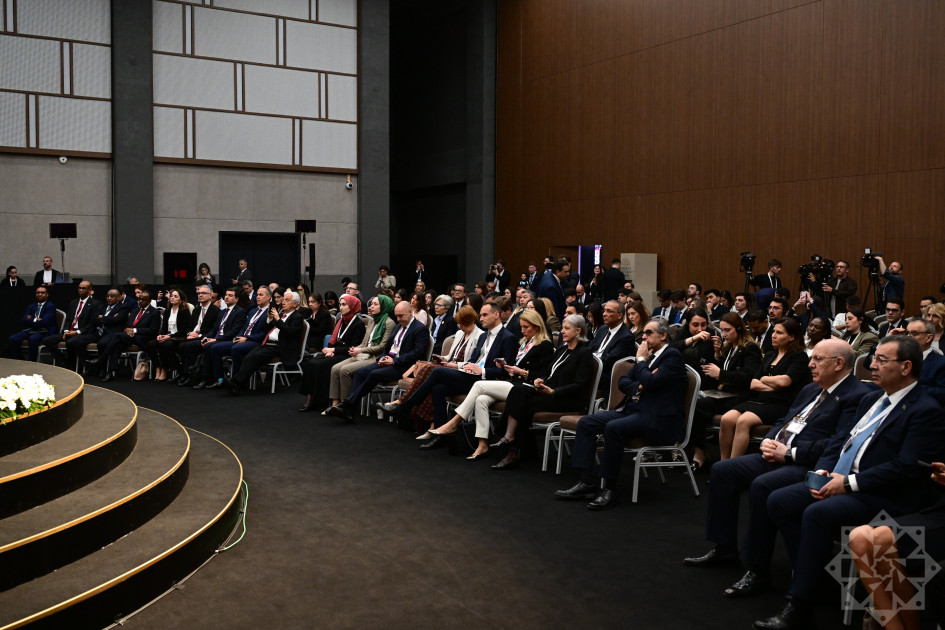 ADF 2026-da mövcud enerji problemləri müzakirə olunub<font color='red'> - YENİLƏNİB</font><font color=red> - FOTOLAR</font>