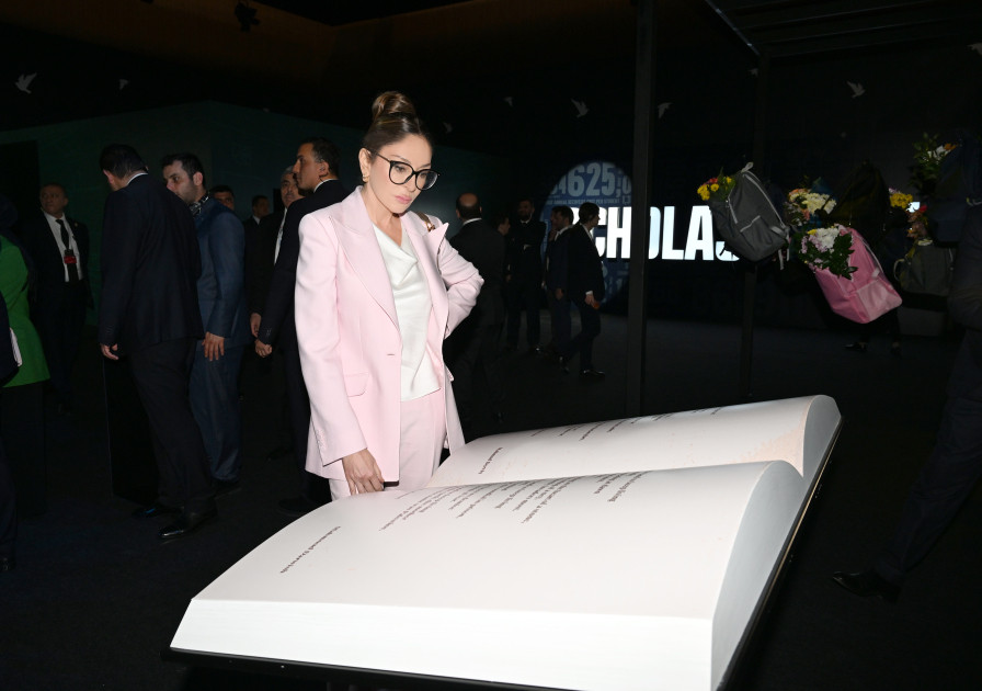 Azərbaycanın birinci xanımı Mehriban Əliyeva Antalyada “Fələstində sülh naminə birləşərək: Təhsil sisteminin məhv edilməsi ilə mübarizə və gələcəyin qorunması” adlı paneldə iştirak edib<font color=red> - FOTOLAR</font>