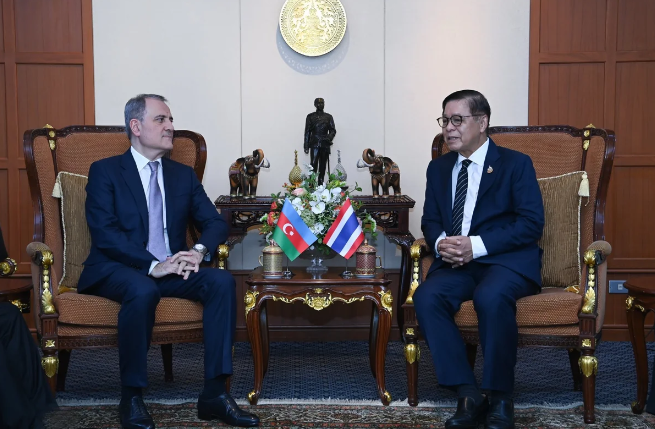 Ceyhun Bayramov tailandlı həmkarı ilə regional təhlükəsizliyi müzakirə edib<font color=red> - FOTOLAR</font>