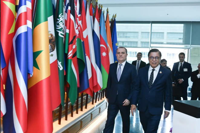 Ceyhun Bayramov tailandlı həmkarı ilə regional təhlükəsizliyi müzakirə edib<font color=red> - FOTOLAR</font>