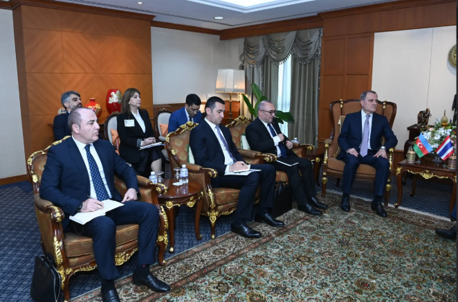 Ceyhun Bayramov tailandlı həmkarı ilə regional təhlükəsizliyi müzakirə edib<font color=red> - FOTOLAR</font>