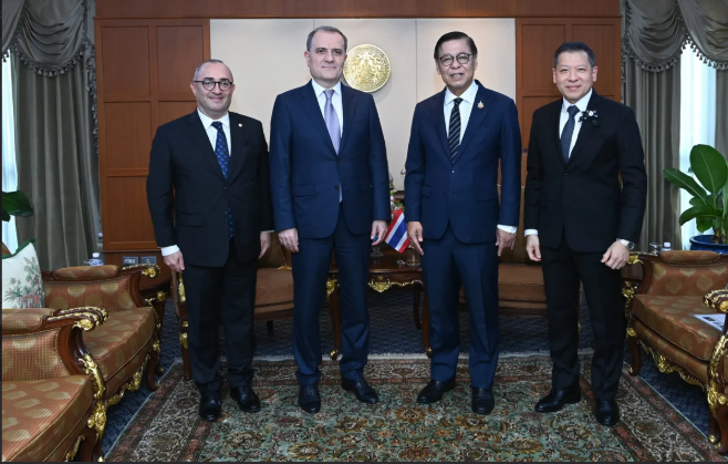 Ceyhun Bayramov tailandlı həmkarı ilə regional təhlükəsizliyi müzakirə edib<font color=red> - FOTOLAR</font>