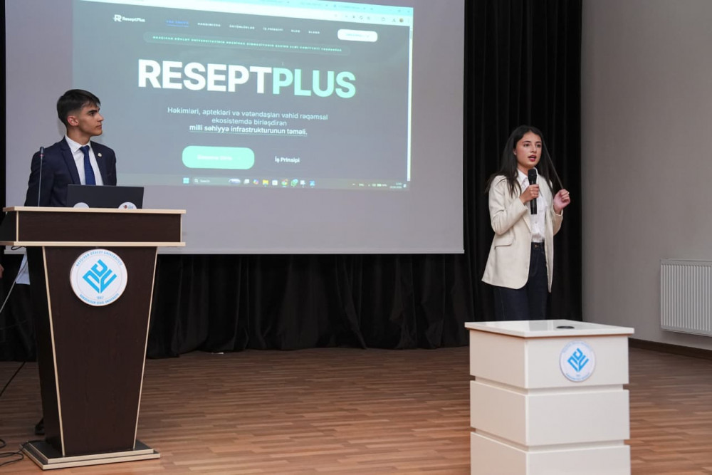 Tələbə startapçılarla görüş keçirilib<font color=red> - FOTOLAR</font>