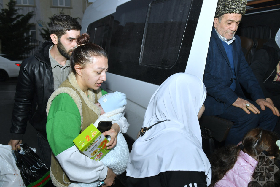 “Böyük Qayıdış” davam edir: Ağdam şəhərinə daha 92 ailə yola salınıb<font color=red> - FOTOLAR</font>