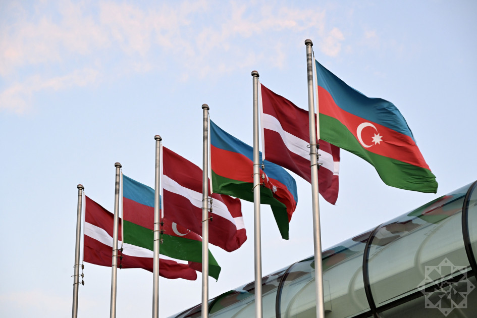 Latviya Prezidenti Edqars Rinkeviçs Azərbaycana rəsmi səfərə gəlib<font color=red> - FOTOLAR</font>