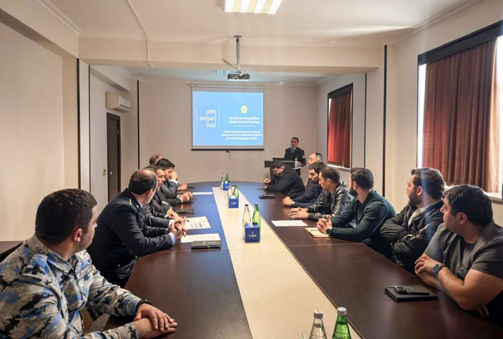 Naxçıvanda xarici ticarət iştirakçıları və gömrük təmsilçiləri ilə görüş keçirilib<font color=red> - FOTOLAR</font>