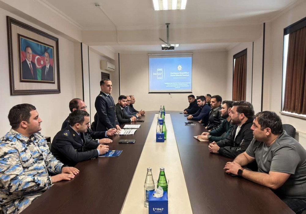 Naxçıvanda xarici ticarət iştirakçıları və gömrük təmsilçiləri ilə görüş keçirilib<font color=red> - FOTOLAR</font>