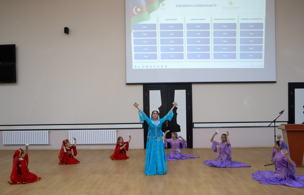 Naxçıvanda “Zəkaların mübarizəsi” olimpiadasının bilik yarışı üzrə regional mərhələsi keçirilib<font color=red> - FOTOLAR</font>