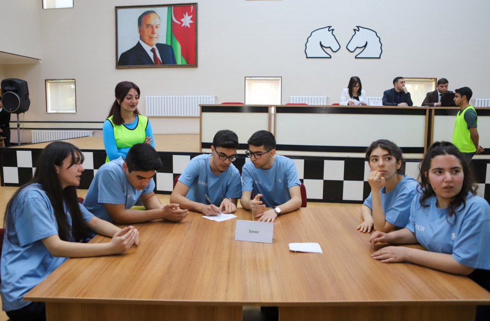 Naxçıvanda “Zəkaların mübarizəsi” olimpiadasının bilik yarışı üzrə regional mərhələsi keçirilib<font color=red> - FOTOLAR</font>