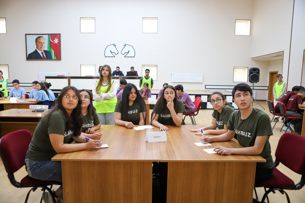 Naxçıvanda “Zəkaların mübarizəsi” olimpiadasının bilik yarışı üzrə regional mərhələsi keçirilib<font color=red> - FOTOLAR</font>