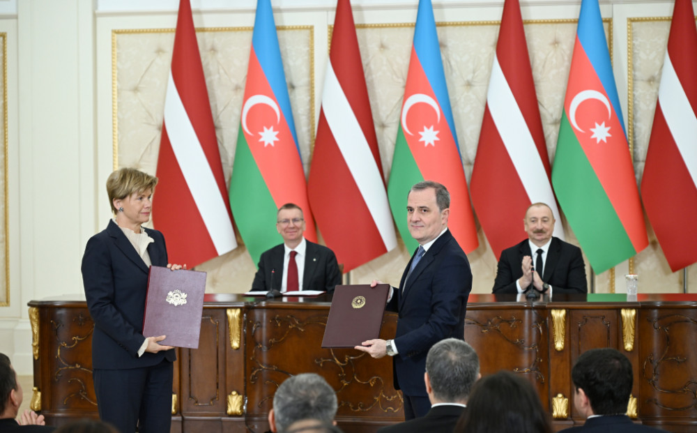Azərbaycan-Latviya sənədləri mübadilə edilib<font color='red'> - YENİLƏNİB</font><font color=red> - FOTOLAR</font>