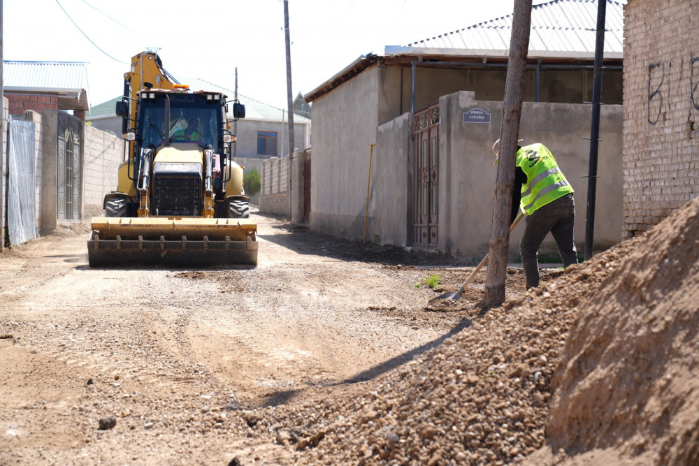 Naxçıvanda 95,6 km-lik avtomobil yolunu əhatə edən əsaslı təmir işləri davam etdirilir<font color=red> - FOTOLAR</font>