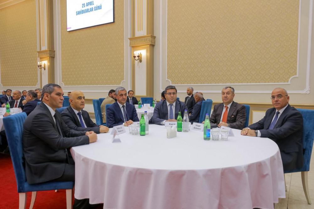 Naxçıvanda “Sahibkarlar Günü”nə həsr olunmuş tədbir keçirilib<font color=red> - FOTOLAR</font>