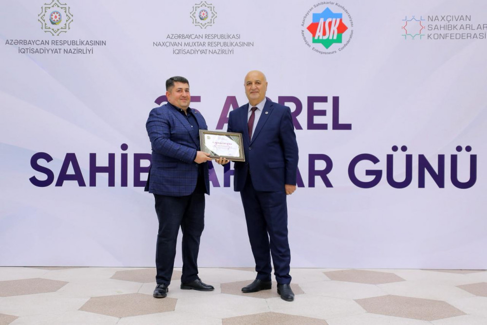 Naxçıvanda “Sahibkarlar Günü”nə həsr olunmuş tədbir keçirilib<font color=red> - FOTOLAR</font>