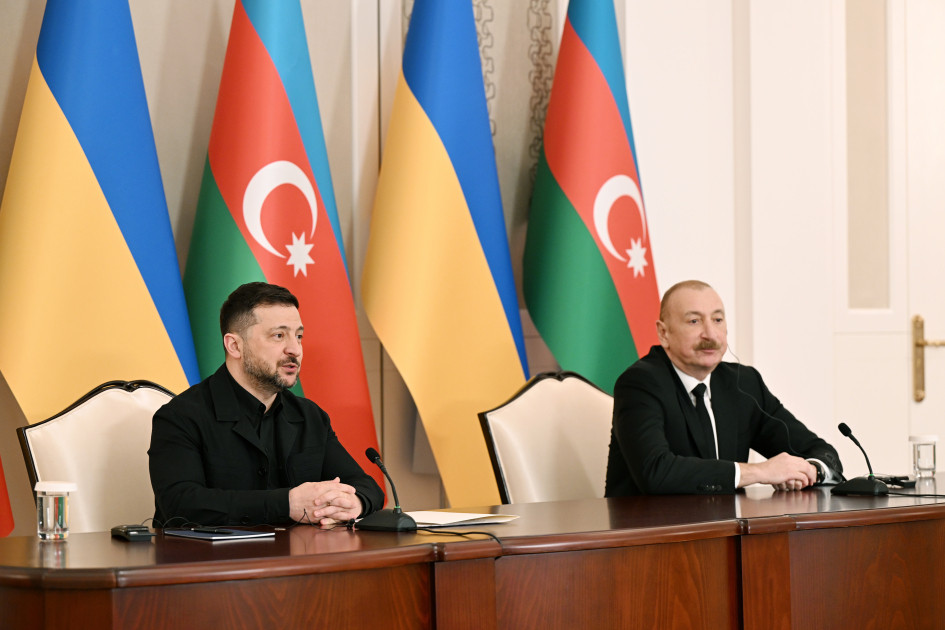 Azərbaycan və Ukrayna prezidentləri mətbuata bəyanatlarla çıxış ediblər<font color='red'> - YENİLƏNƏCƏK</font><font color=red> - FOTOLAR</font>