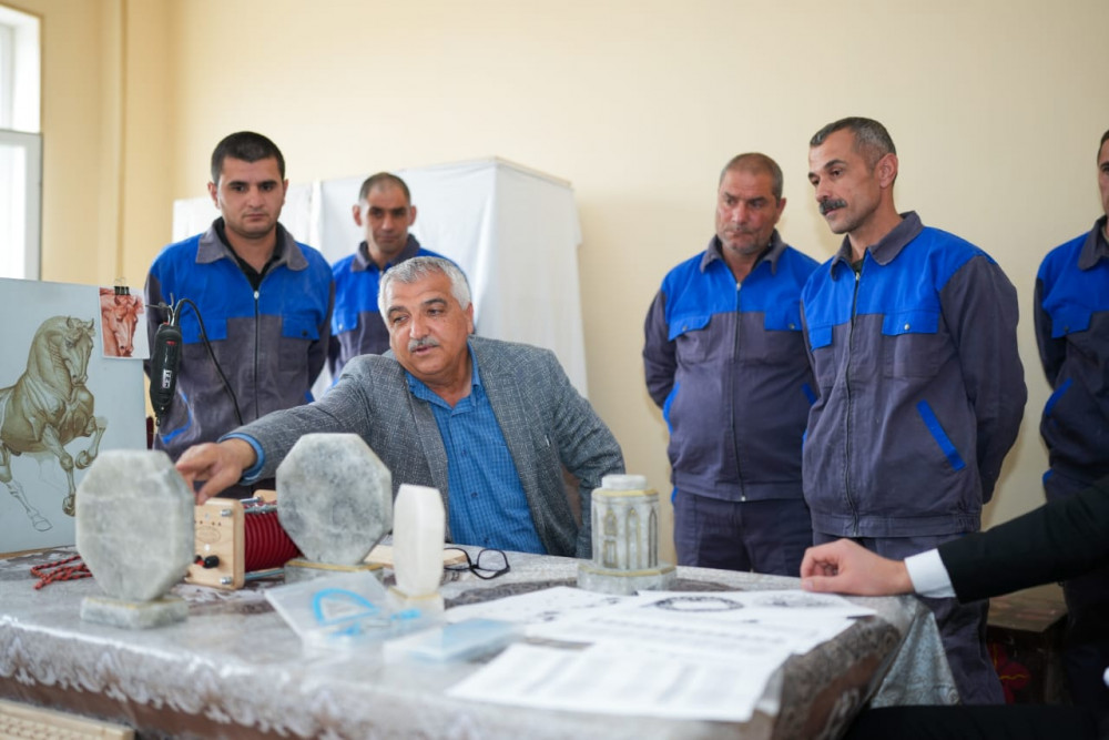 Naxçıvanda cəzaçəkmə müəssisəsində məhkumlar üçün ustad dərslərinə başlanılıb<font color=red> - FOTOLAR</font>