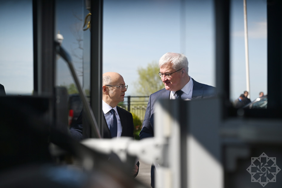 Azərbaycan dövləti tərəfindən İrpen şəhərinə 5 elektrik avtobusu hədiyyə olunub<font color=red> - FOTOLAR</font>