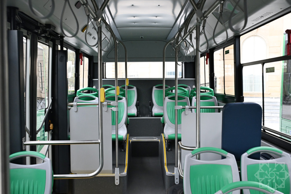 Azərbaycan dövləti tərəfindən İrpen şəhərinə 5 elektrik avtobusu hədiyyə olunub<font color=red> - FOTOLAR</font>