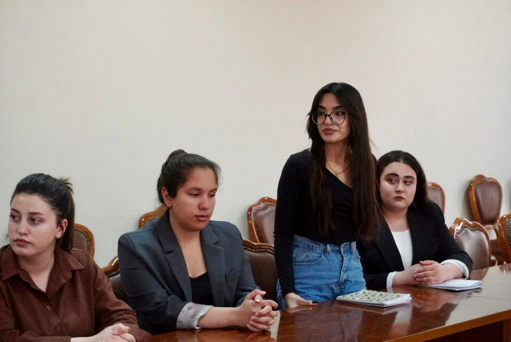 NDU tələbələri Ailə, Qadın və Uşaq Problemləri üzrə Dövlət Komitəsində istehsalat təcrübəsinə başlayıblar<font color=red> - FOTOLAR</font>