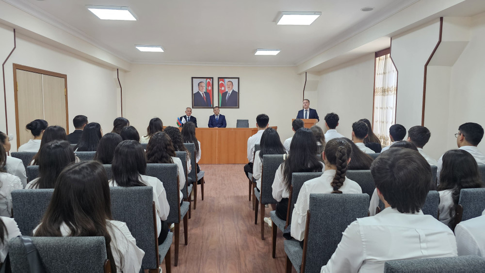 Telekommunikasiya sahəsində tələbələr təcrübəyə başlayıblar<font color=red> - FOTOLAR</font>